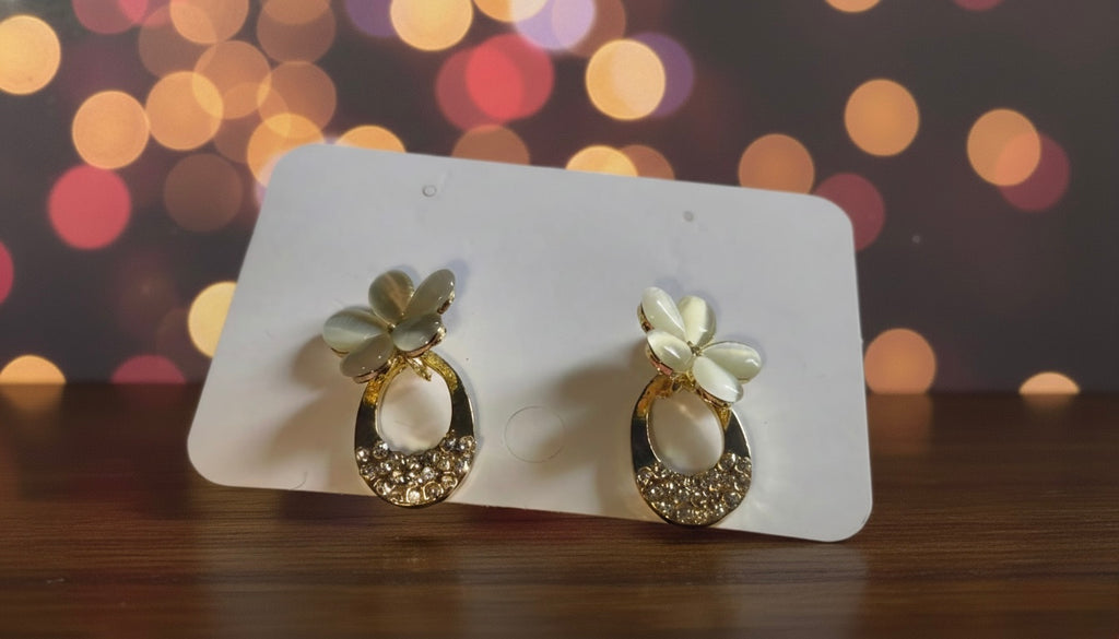 White Floral & Crystal Gold-Toned