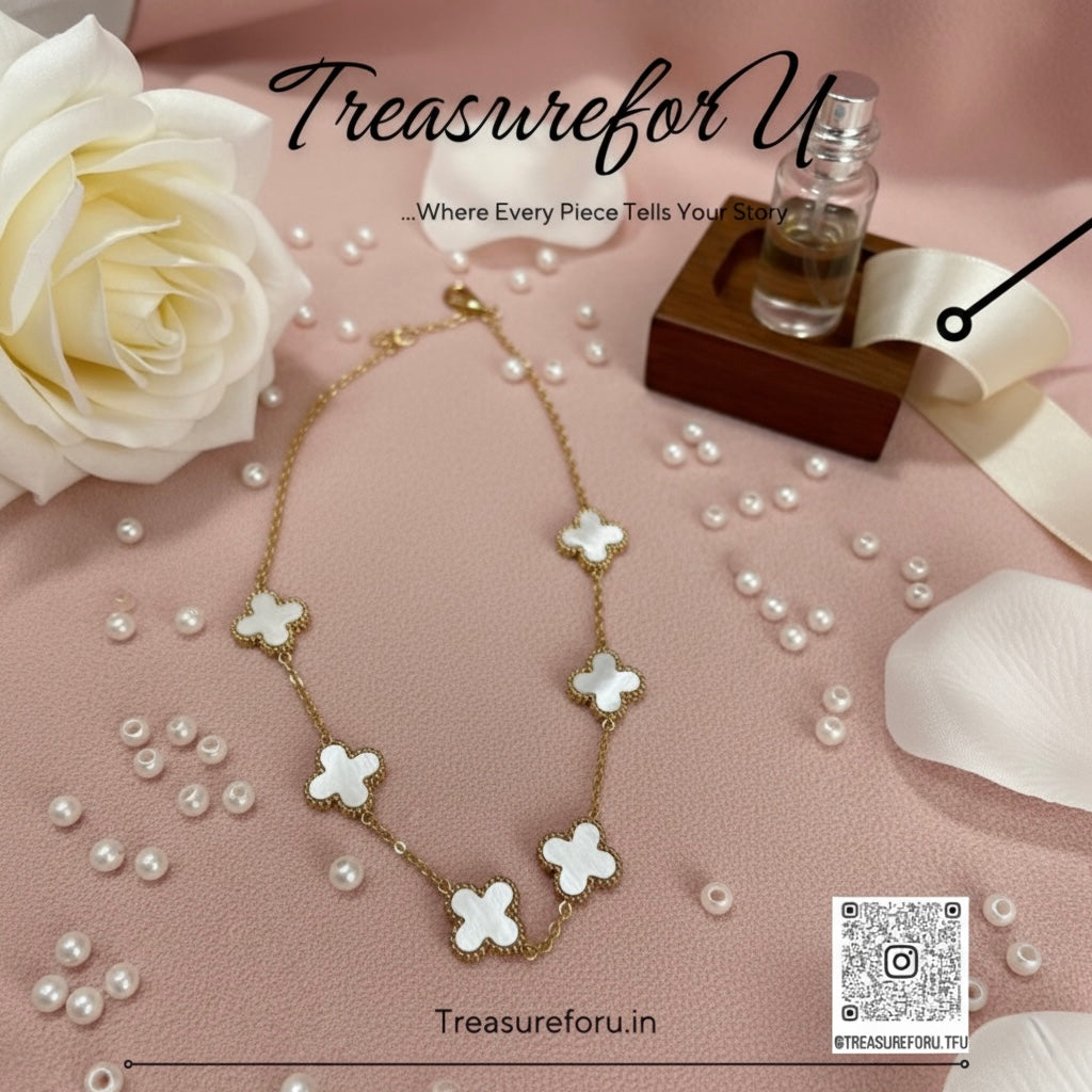 Four-Leaf Clover Necklace