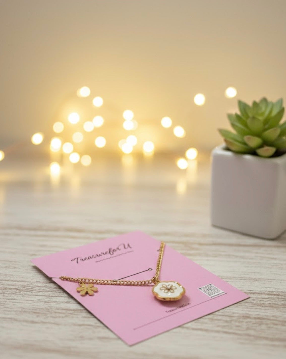 Daisy Fields Layering Chain